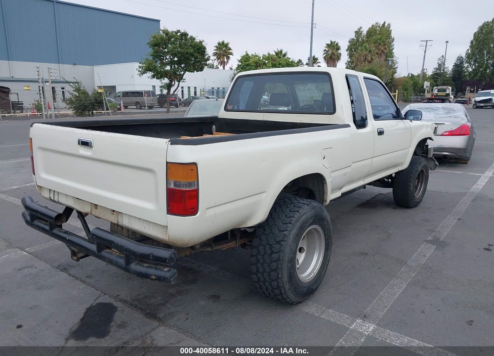 1989 TOYOTA PICKUP 1/2 TON EX LNG WHLBSE DLX VIN: JT4RN13P2K0004061