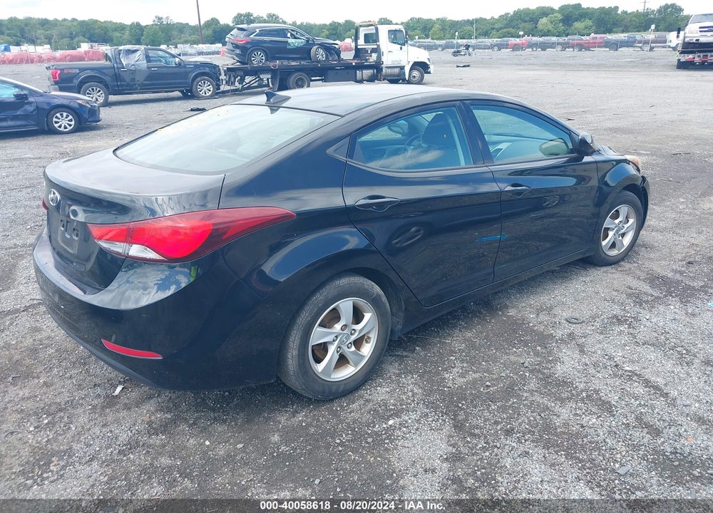 2014 HYUNDAI ELANTRA VIN: KMHDH4AE5EU143968
