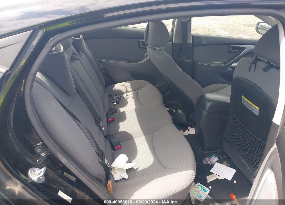 2014 HYUNDAI ELANTRA VIN: KMHDH4AE5EU143968
