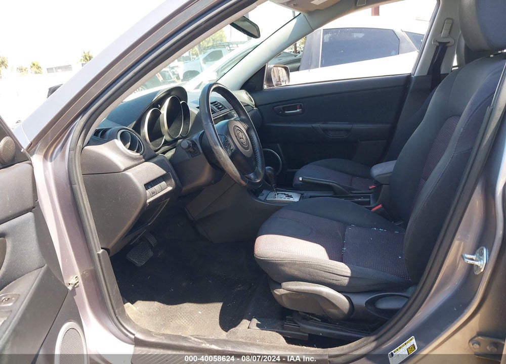 2006 MAZDA 3 S VIN: JM1BK144061504105