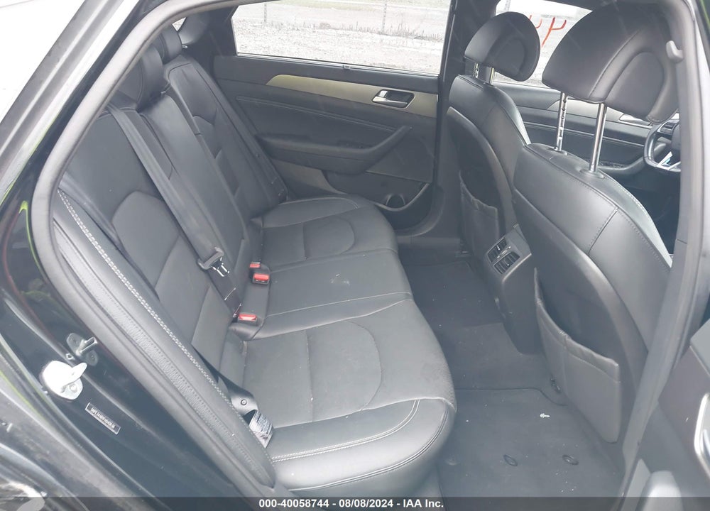 2015 HYUNDAI SONATA SPORT 2.0T VIN: 5NPE34AB1FH040636