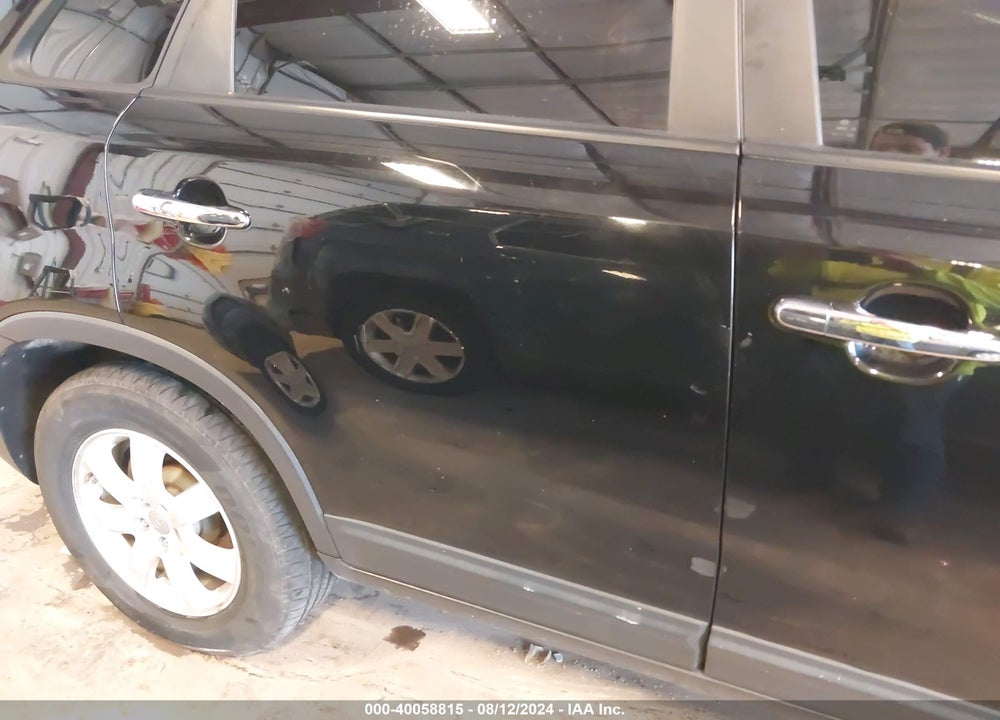 2013 KIA SORENTO LX VIN: 5XYKTDA64DG418619