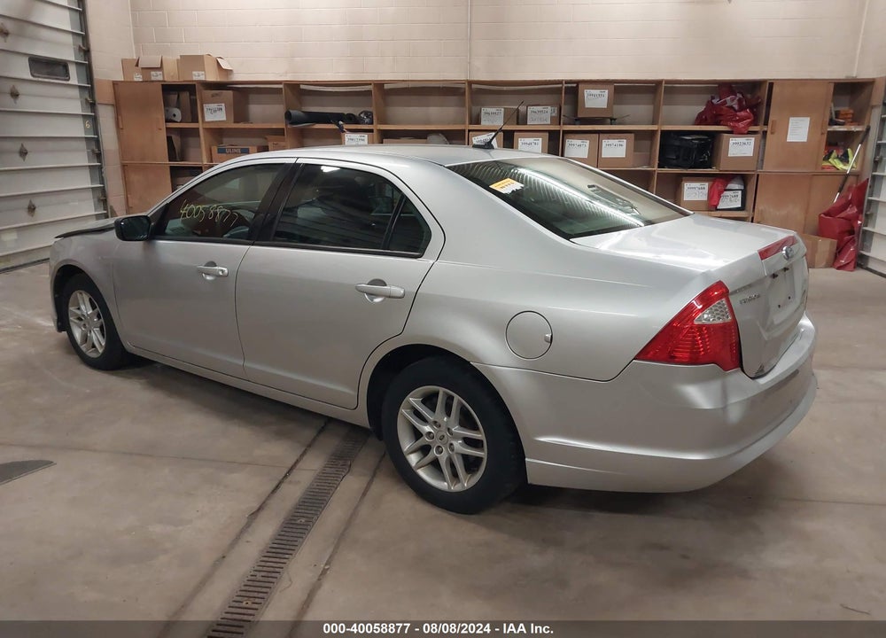 2011 FORD FUSION S VIN: 3FAHP0GA7BR329557
