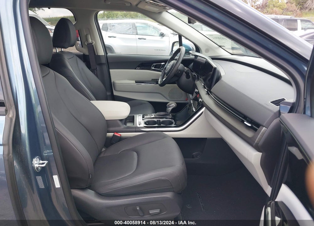 2024 KIA CARNIVAL MPV SX VIN: KNDNE5H31R6389499