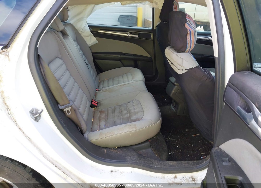 2015 FORD FUSION S VIN: 3FA6P0G72FR176975