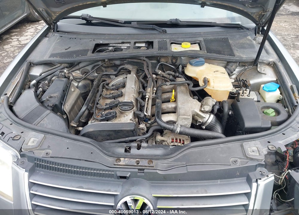 2002 VOLKSWAGEN PASSAT GLS VIN: WVWPD63B52P441068