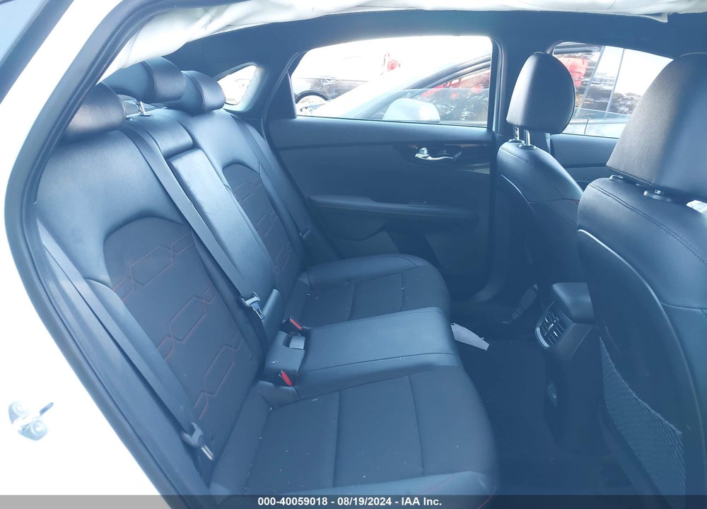 2024 KIA FORTE GT VIN: 3KPF44AC3RE699515