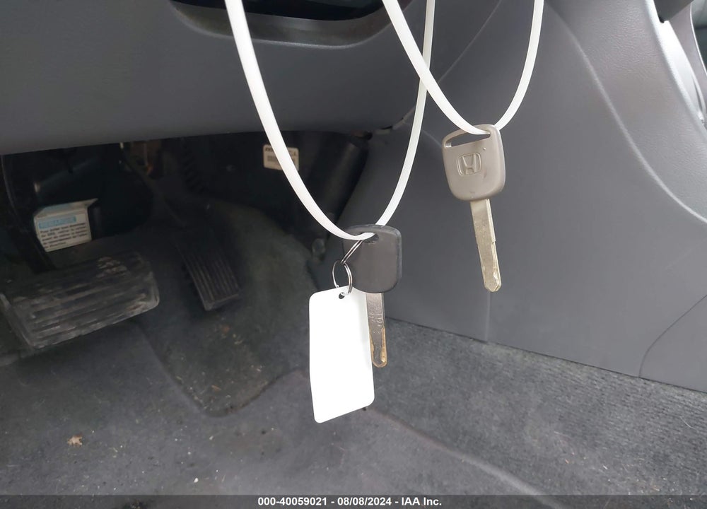 2004 HONDA ACCORD 2.4 LX VIN: 1HGCM563X4A148173