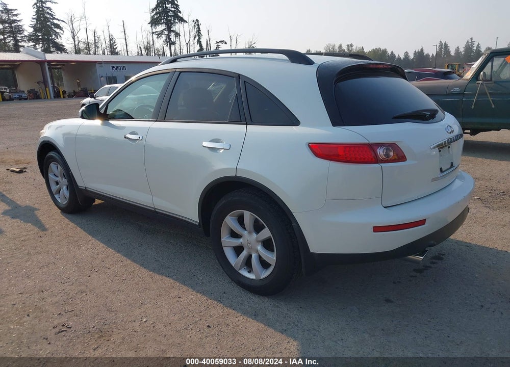 2004 INFINITI FX35 VIN: JNRAS08W24X225055
