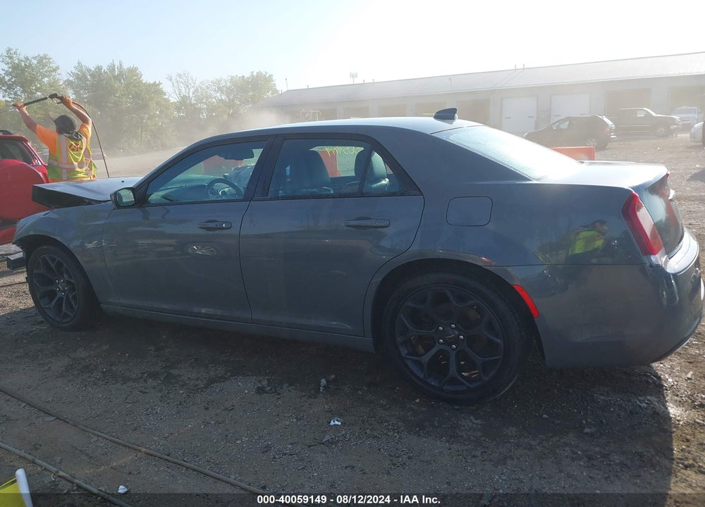2019 CHRYSLER 300 300S VIN: 2C3CCABG8KH515660