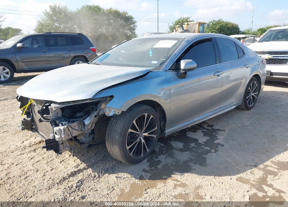 2018 TOYOTA CAMRY SE VIN: 4T1B11HK3JU596390