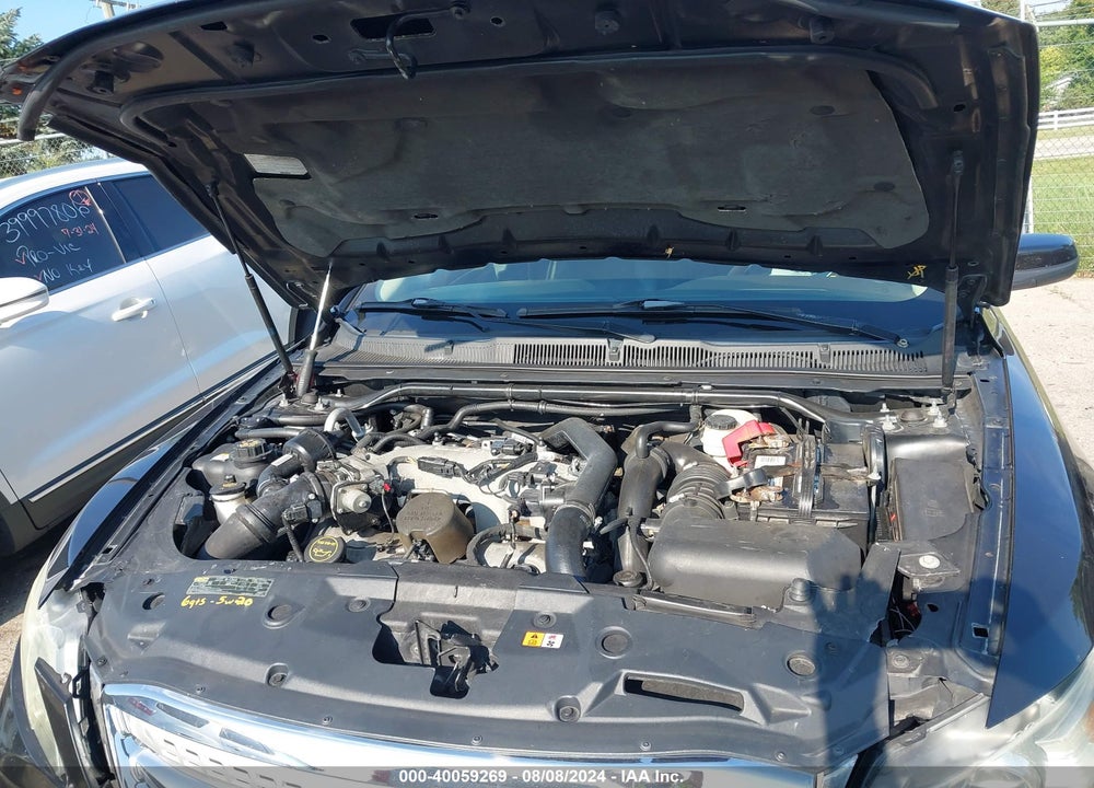 2010 FORD TAURUS SHO VIN: 1FAHP2KT7AG106218