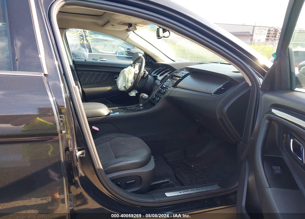 2010 FORD TAURUS SHO VIN: 1FAHP2KT7AG106218