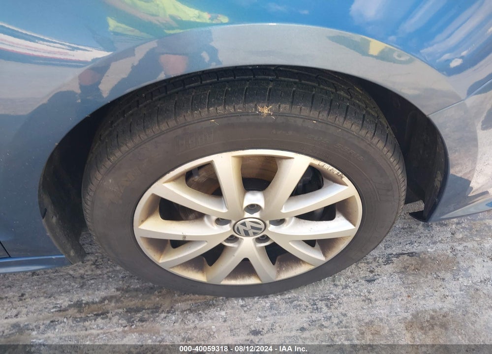 2015 VOLKSWAGEN JETTA 1.8T SE VIN: 3VWD17AJ0FM234320