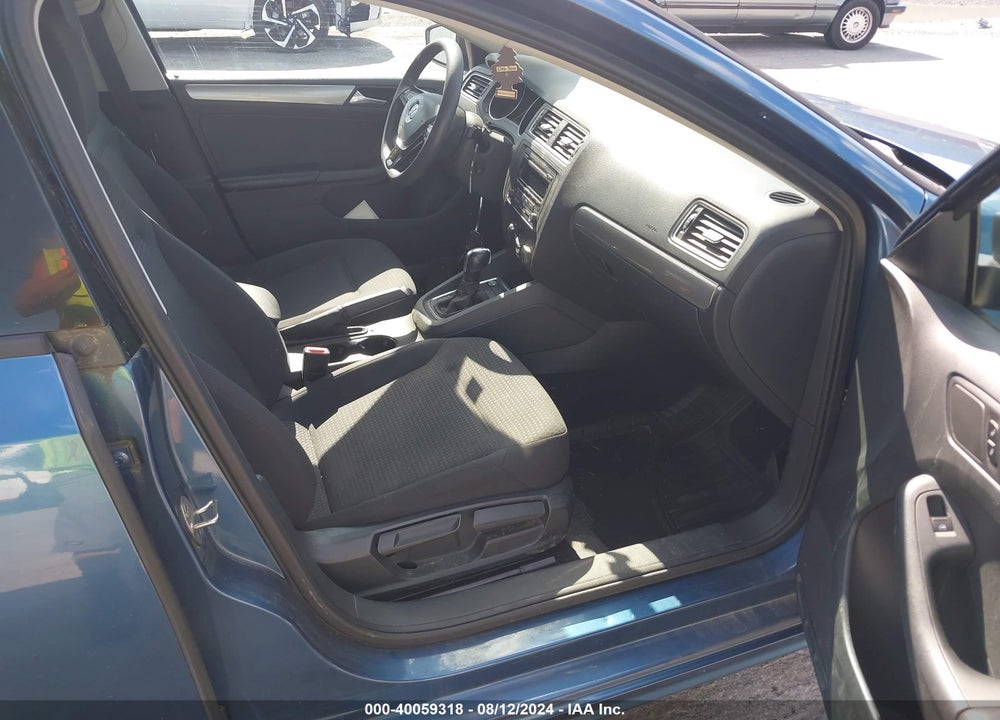 2015 VOLKSWAGEN JETTA 1.8T SE VIN: 3VWD17AJ0FM234320