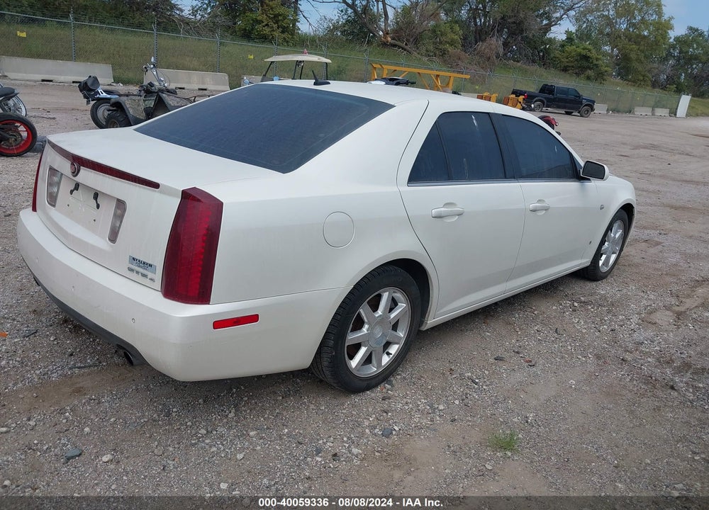 2006 CADILLAC STS V6 VIN: 1G6DW677560137582