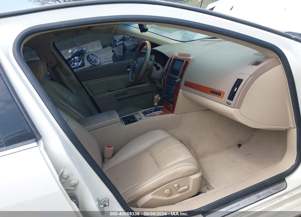 2006 CADILLAC STS V6 VIN: 1G6DW677560137582