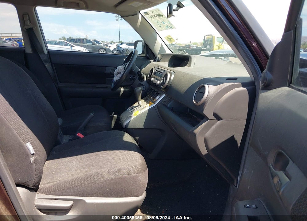 2008 SCION XB VIN: JTLKE50E181027804