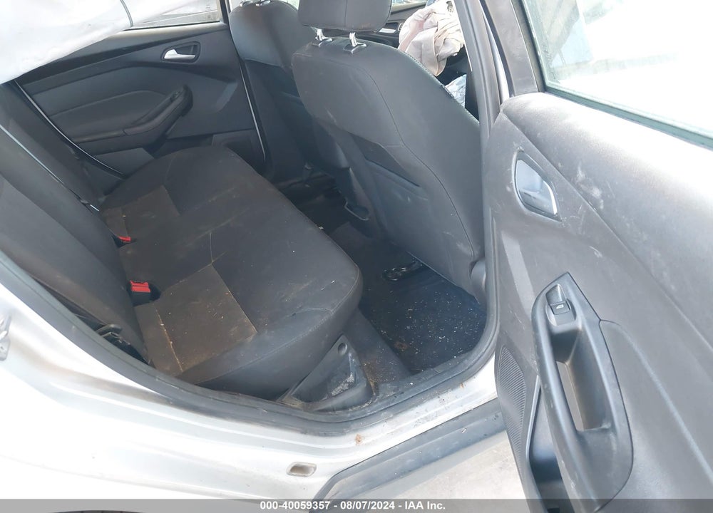 2017 FORD FOCUS SE VIN: 1FADP3FE0HL308710
