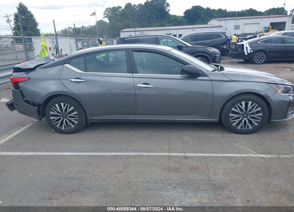 2024 NISSAN ALTIMA SV FWD VIN: 1N4BL4DV4RN302393