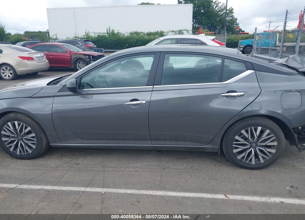 2024 NISSAN ALTIMA SV FWD VIN: 1N4BL4DV4RN302393