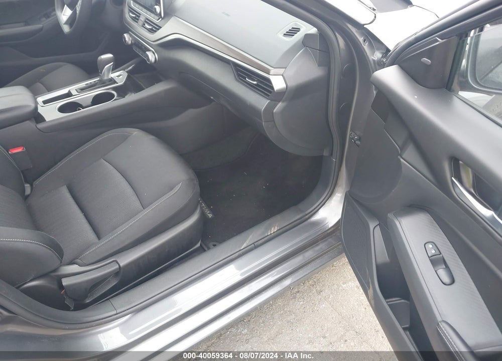 2024 NISSAN ALTIMA SV FWD VIN: 1N4BL4DV4RN302393