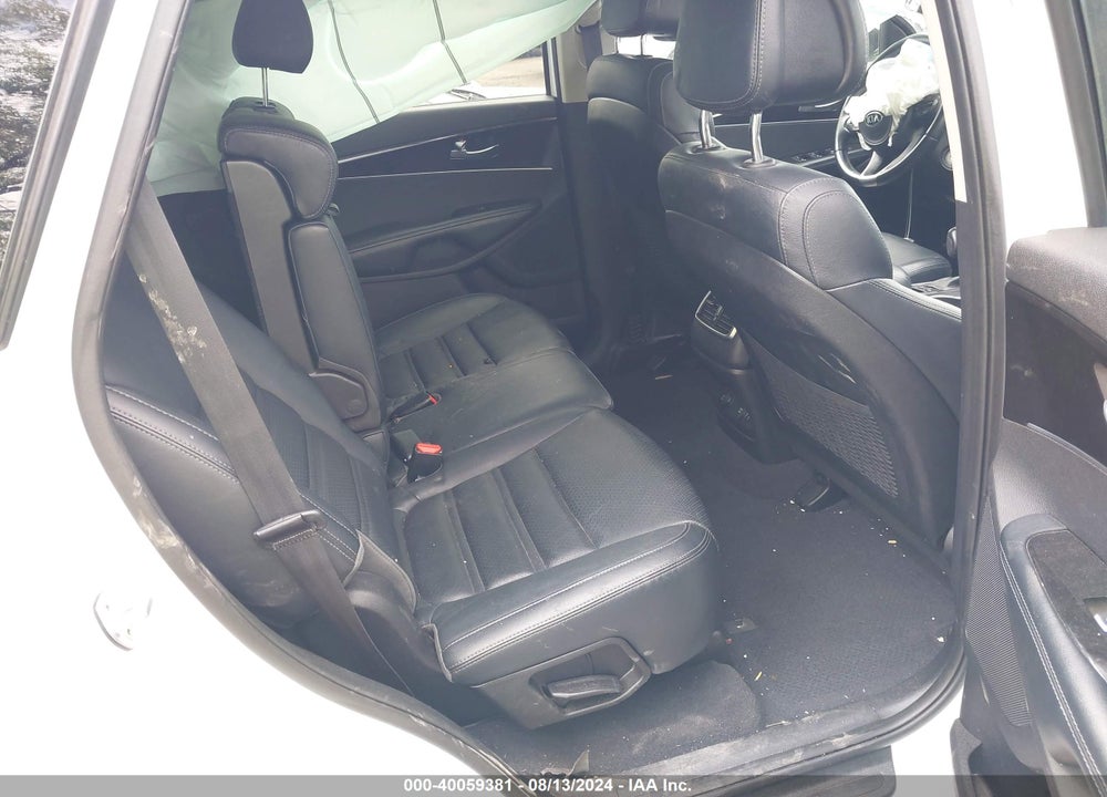 2016 KIA SORENTO 3.3L EX VIN: 5XYPHDA56GG152782