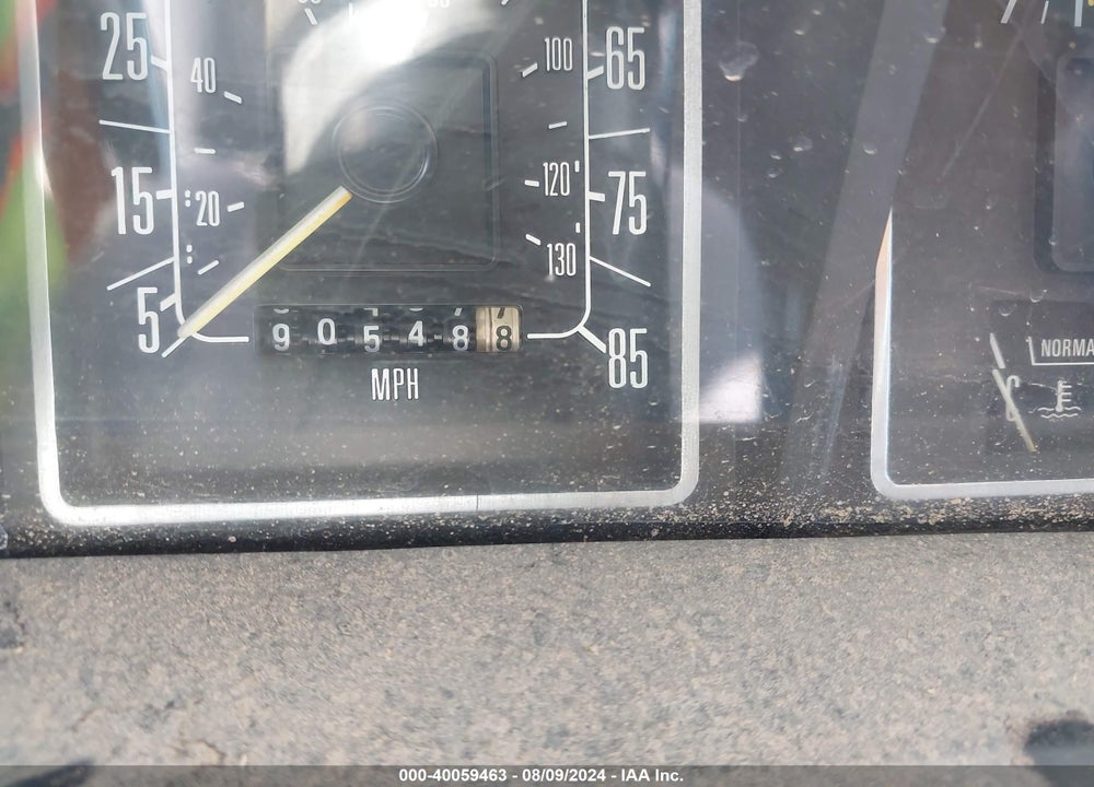 1981 FORD ECONOLINE E150 VAN VIN: 2FTDE14F8BBA18979