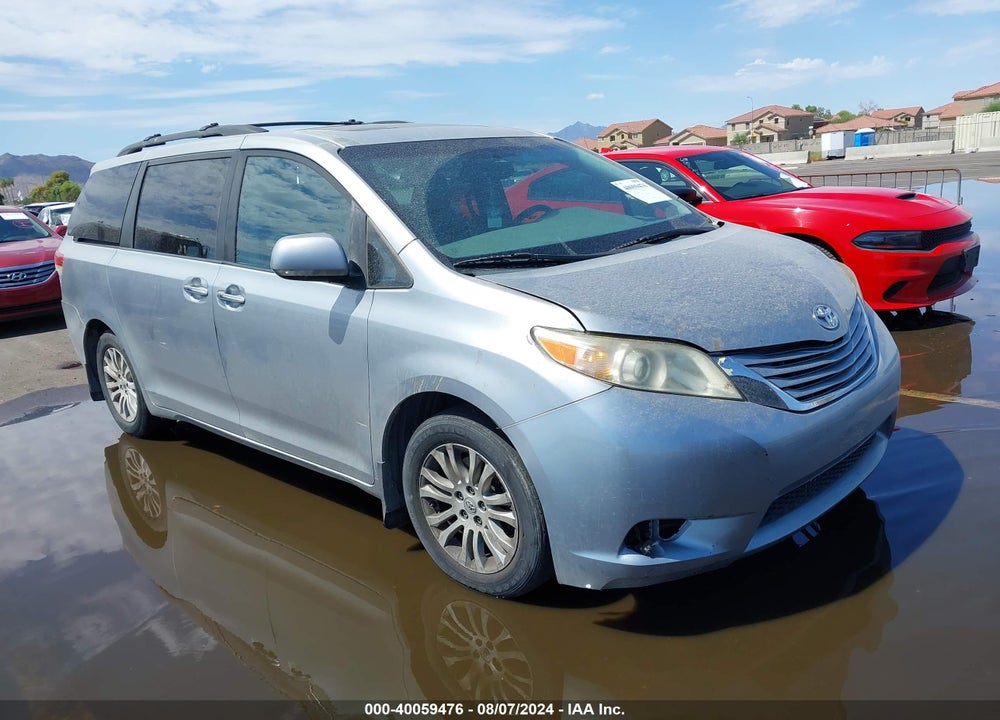 2011 TOYOTA SIENNA XLE V6 VIN: 5TDYK3DC1BS139508