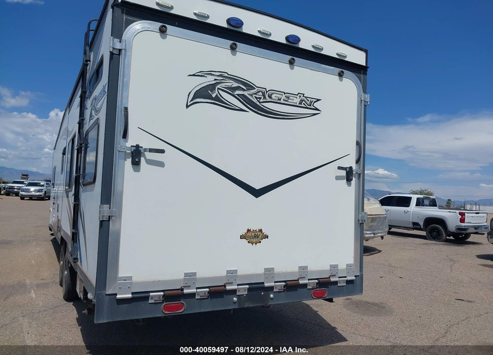 2017 PACIFIC COACH WORKS TRAILER VIN: 5UYRN3426HR022754