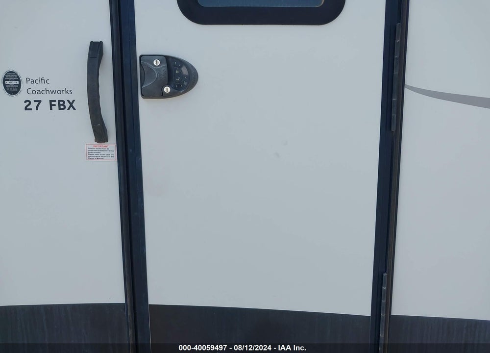 2017 PACIFIC COACH WORKS TRAILER VIN: 5UYRN3426HR022754