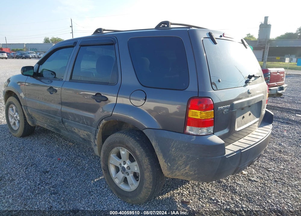 2005 FORD ESCAPE XLT VIN: 1FMYU93115KA88760