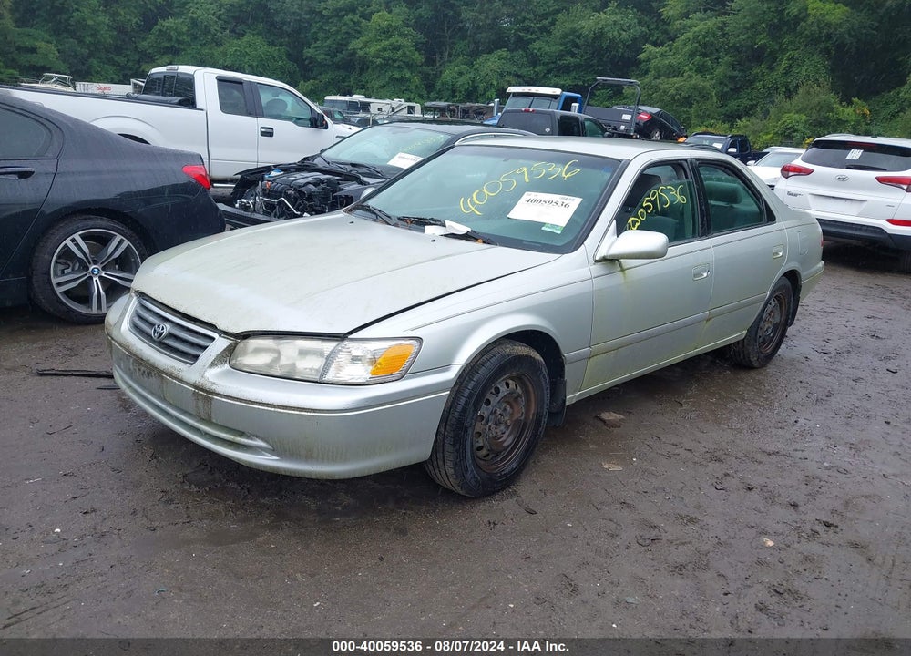2000 TOYOTA CAMRY LE VIN: JT2BG22K5Y0432277