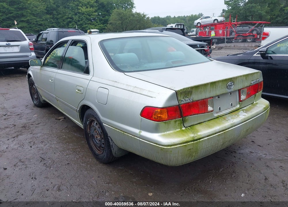 2000 TOYOTA CAMRY LE VIN: JT2BG22K5Y0432277