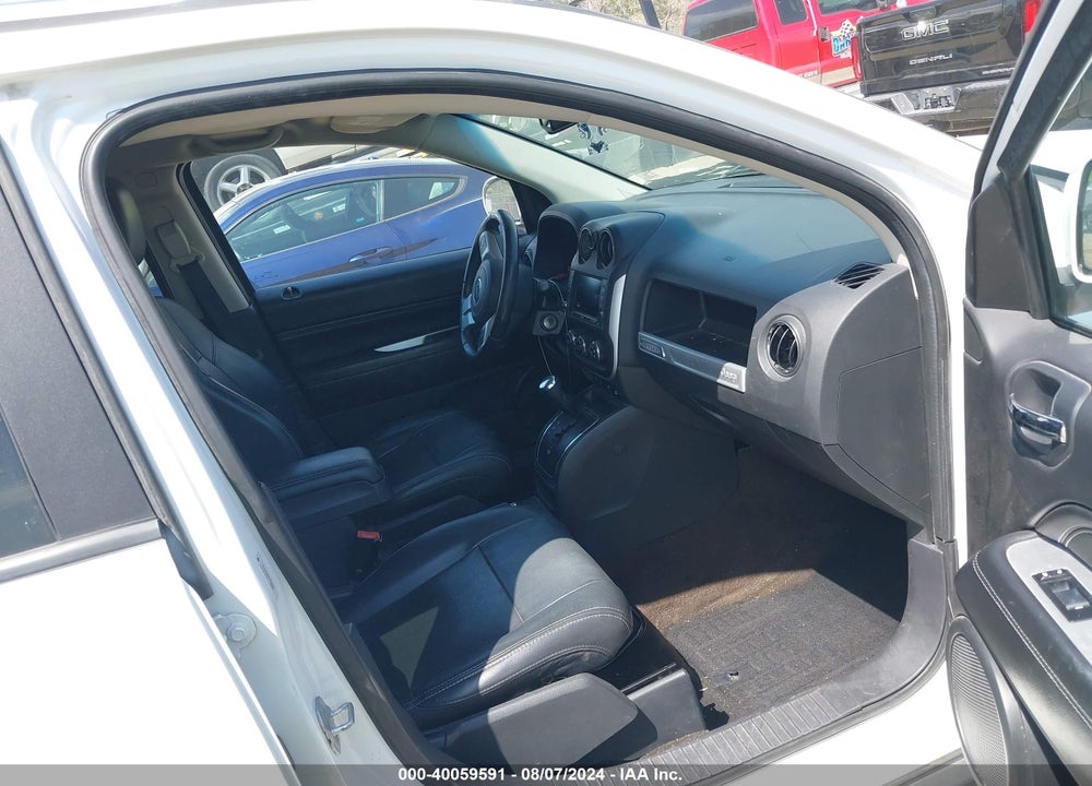 2014 JEEP COMPASS LIMITED VIN: 1C4NJCCB0ED684209