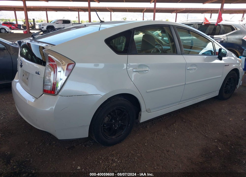 2013 TOYOTA PRIUS TWO VIN: JTDKN3DU8D1641079