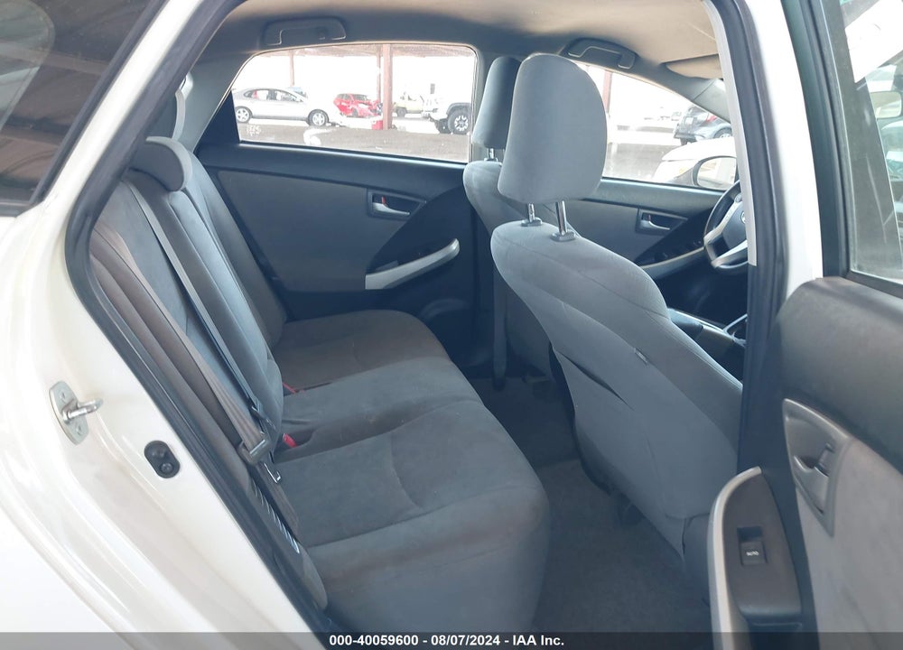 2013 TOYOTA PRIUS TWO VIN: JTDKN3DU8D1641079
