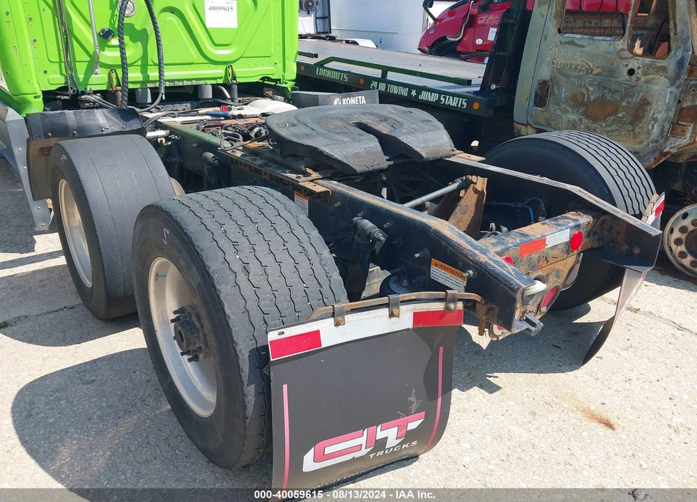 2014 FREIGHTLINER CASCADIA 125 VIN: 3AKGGLD51ESFZ2242