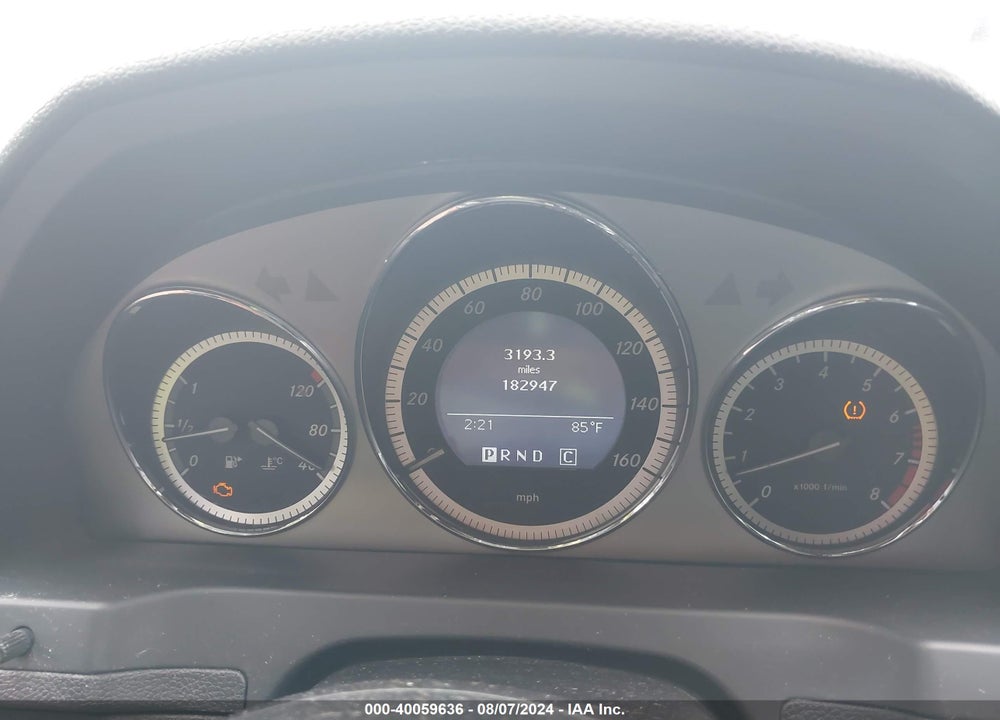 2009 MERCEDES-BENZ C 300 LUXURY/SPORT VIN: WDDGF54X09R051174