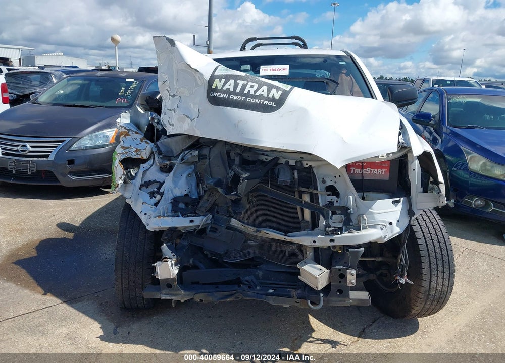 2018 TOYOTA TACOMA SR VIN: 5TFRX5GN4JX108518