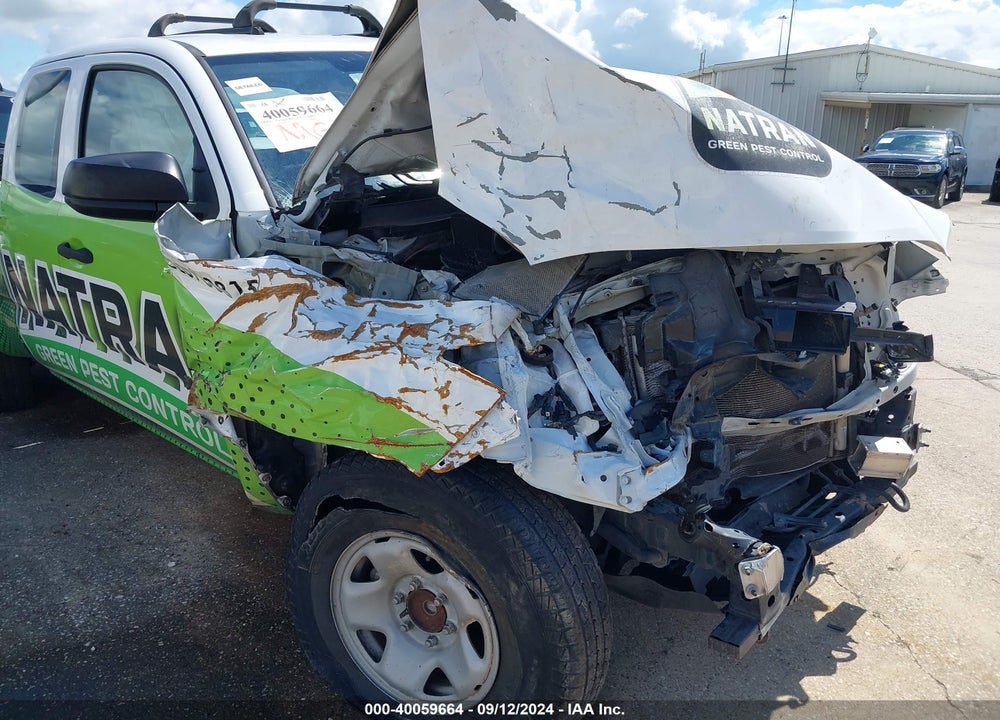 2018 TOYOTA TACOMA SR VIN: 5TFRX5GN4JX108518