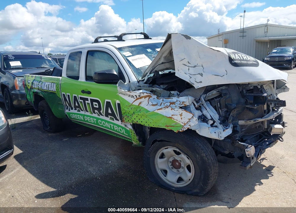 2018 TOYOTA TACOMA SR VIN: 5TFRX5GN4JX108518