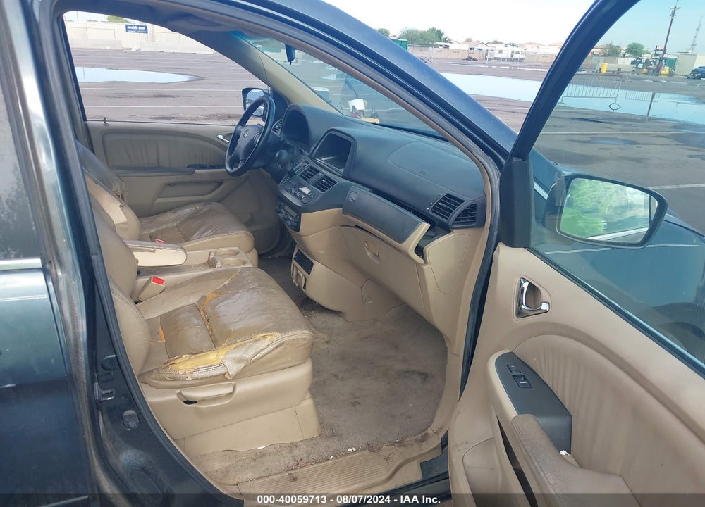 2006 HONDA ODYSSEY EX-L VIN: 5FNRL38706B002357