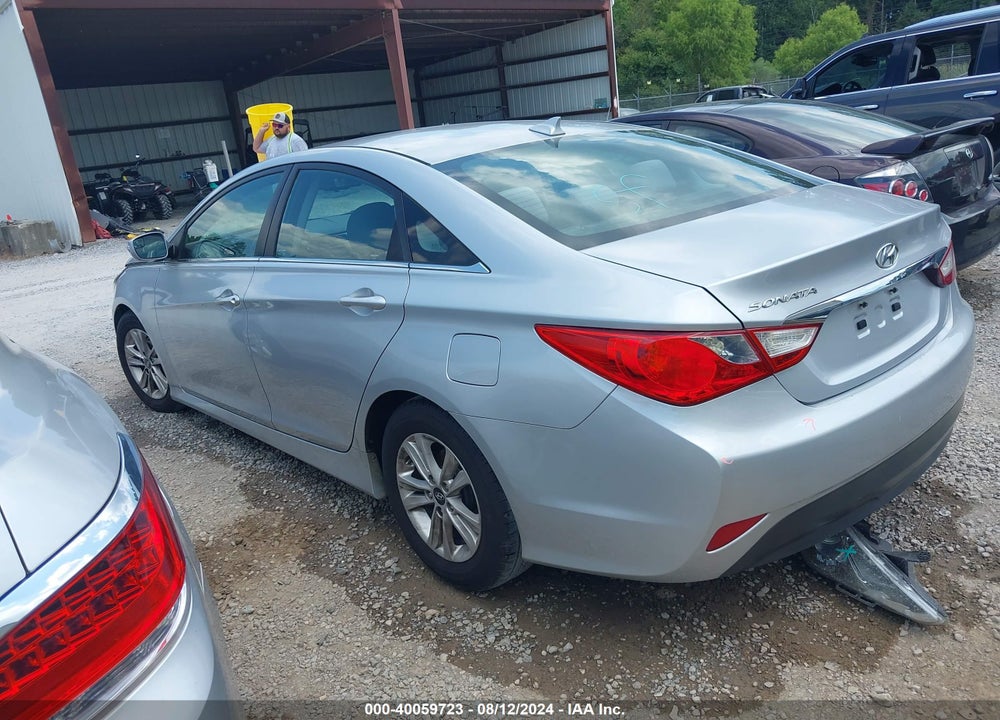 2014 HYUNDAI SONATA VIN: 5NPEB4AC2EH914051