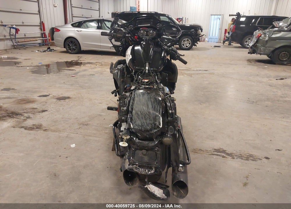 2018 HARLEY-DAVIDSON FLTRXS VIN: 1HD1KTC14JB647476