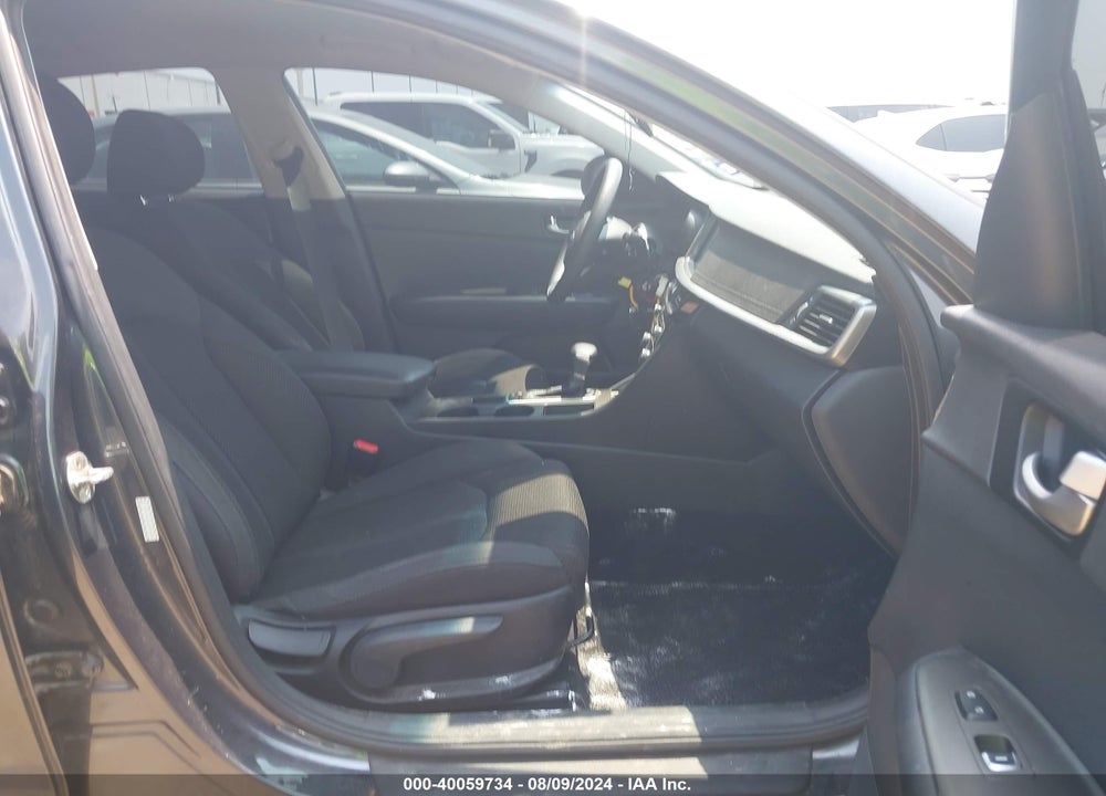 2020 KIA OPTIMA LX VIN: 5XXGT4L34LG389408