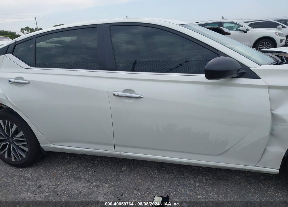 2024 NISSAN ALTIMA SV FWD VIN: 1N4BL4DV1RN382753