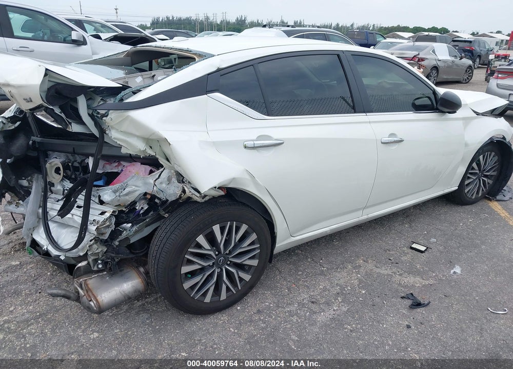 2024 NISSAN ALTIMA SV FWD VIN: 1N4BL4DV1RN382753