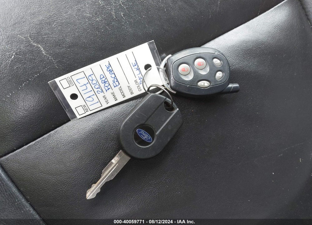 2009 FORD ESCAPE XLT VIN: 1FMCU03739KA02848