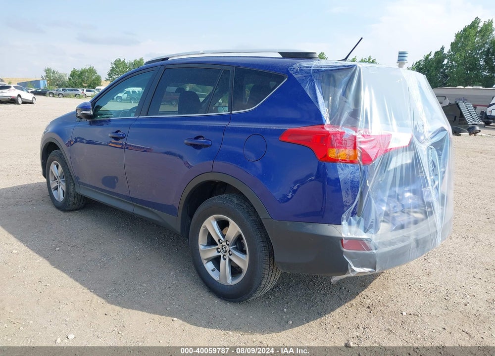 2015 TOYOTA RAV4 XLE VIN: 2T3WFREV0FW160529